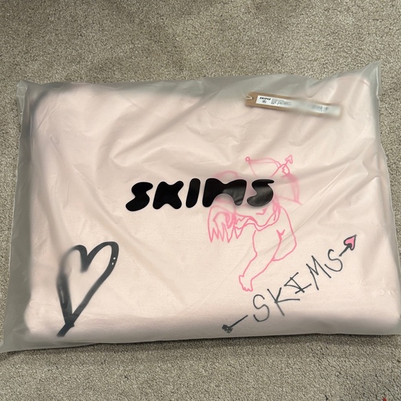 SKIMS Tops - SKIMS💞💕💘 Barely Pink Cotton Fleece Hoodie